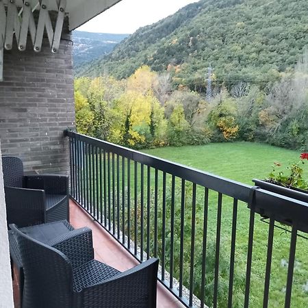 Apartamentos Valle De Tena - Biescas 3000 Esterno foto