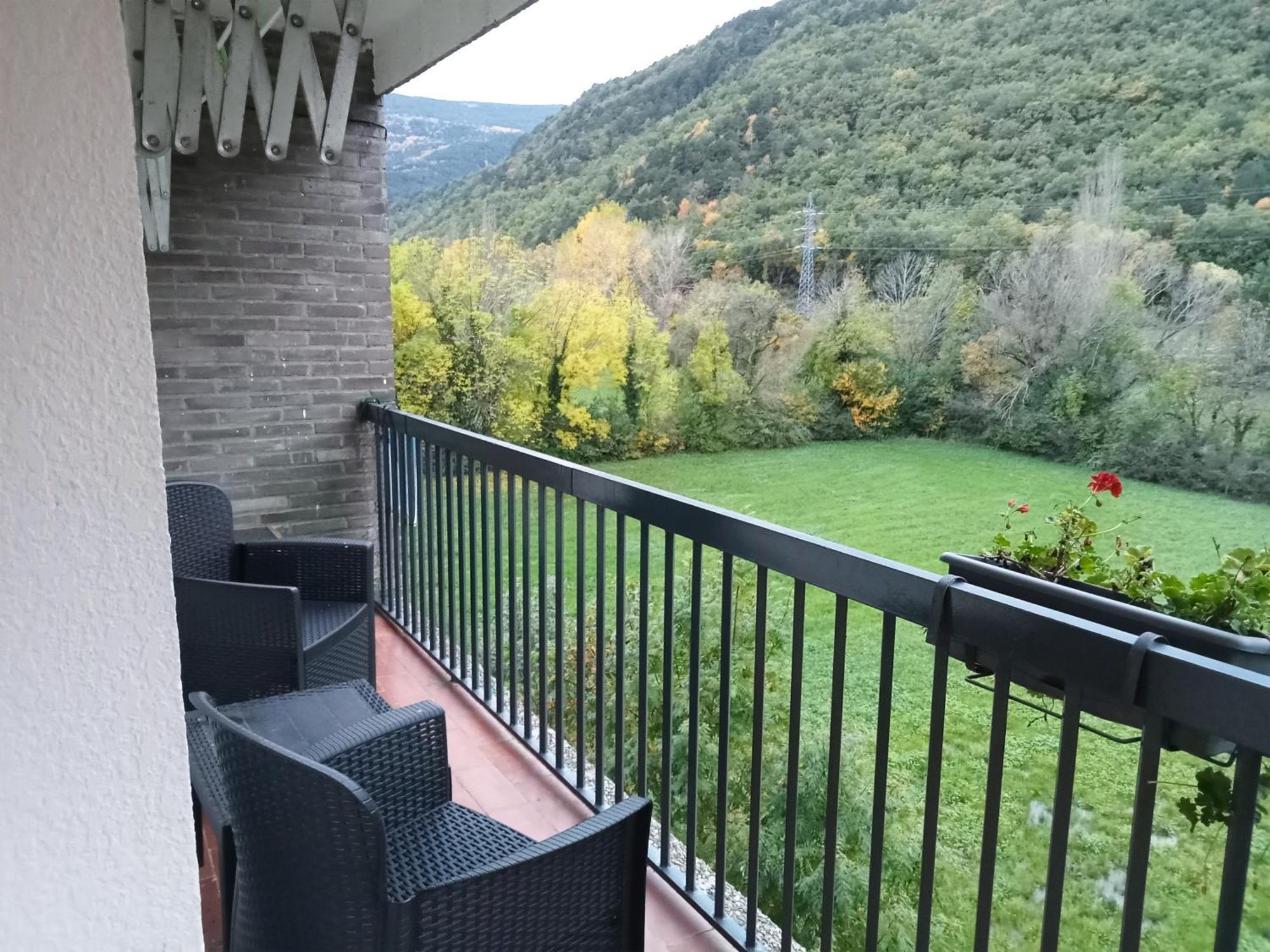 Apartamentos Valle De Tena - Biescas 3000 Esterno foto